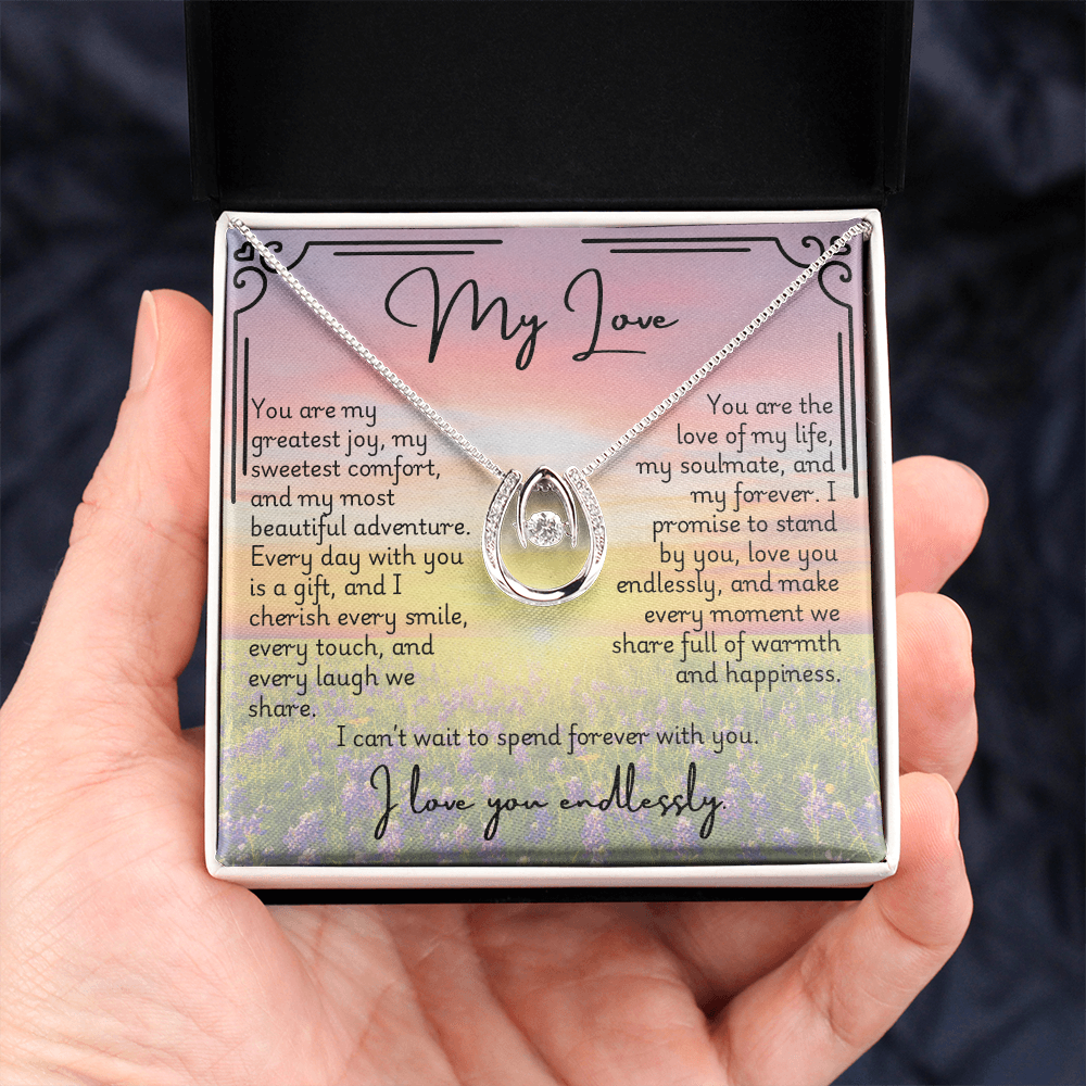 Lucky In Love Necklace - Fiancée 2