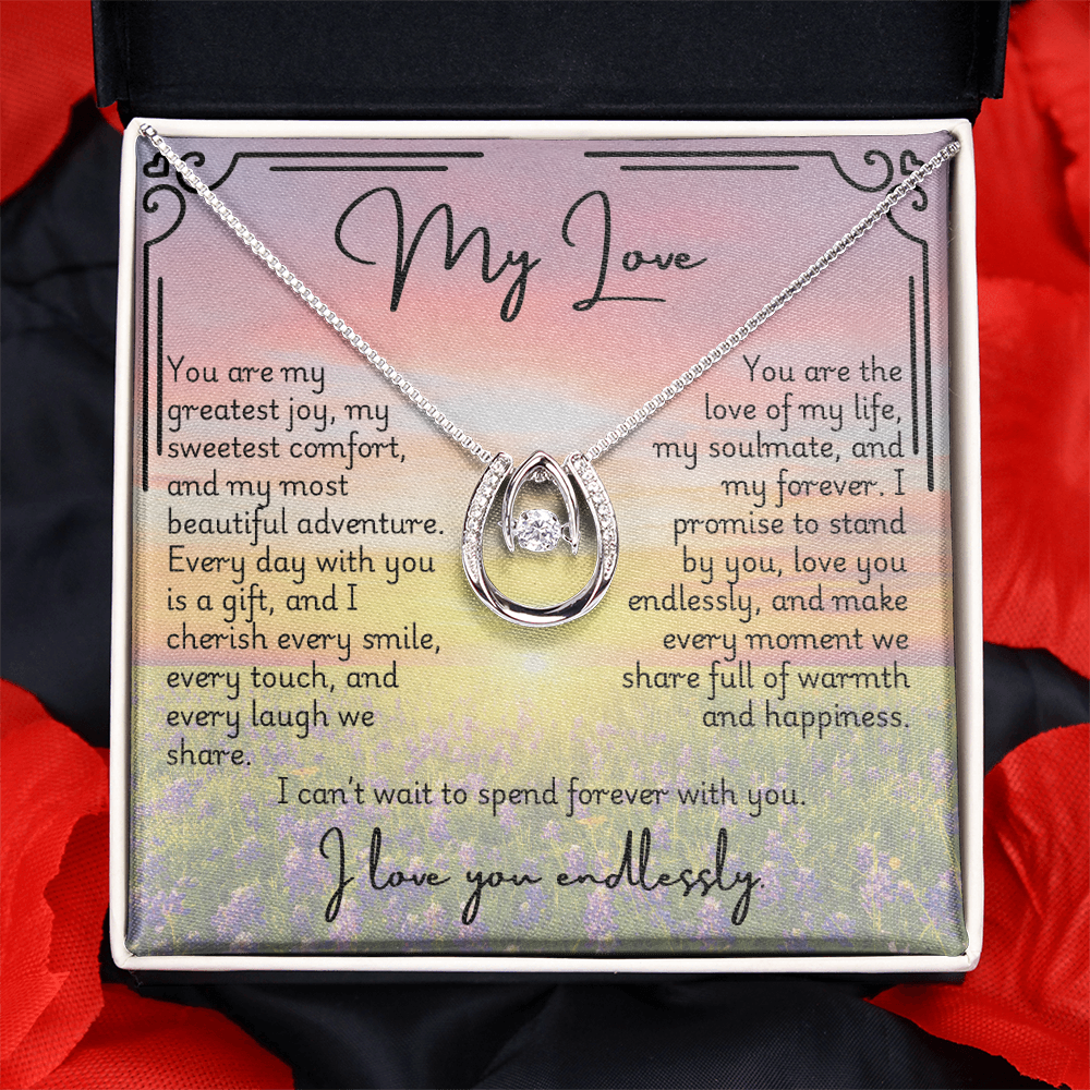 Lucky In Love Necklace - Fiancée 2