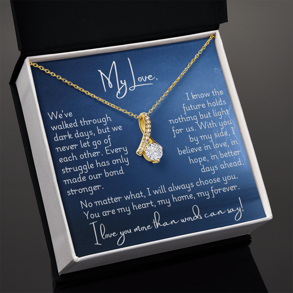 Alluring Beauty Necklace - Strong