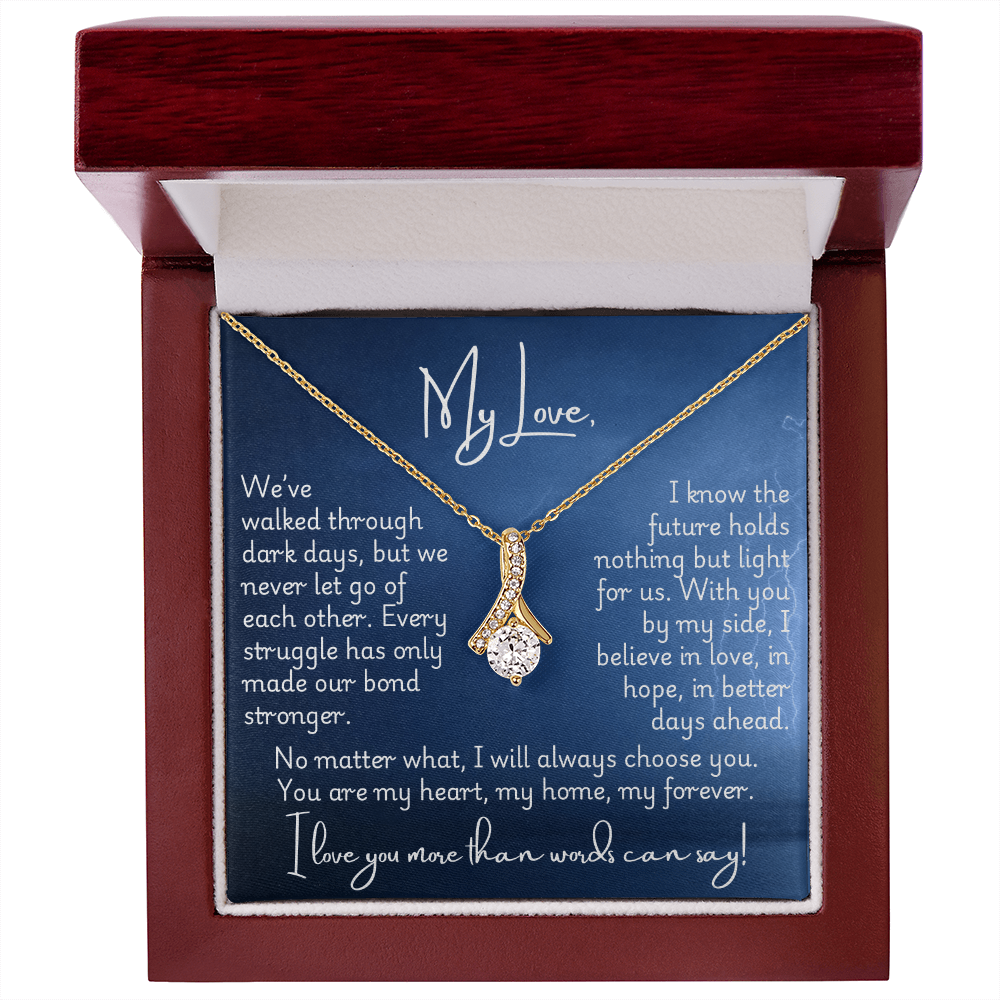 Alluring Beauty Necklace - Strong